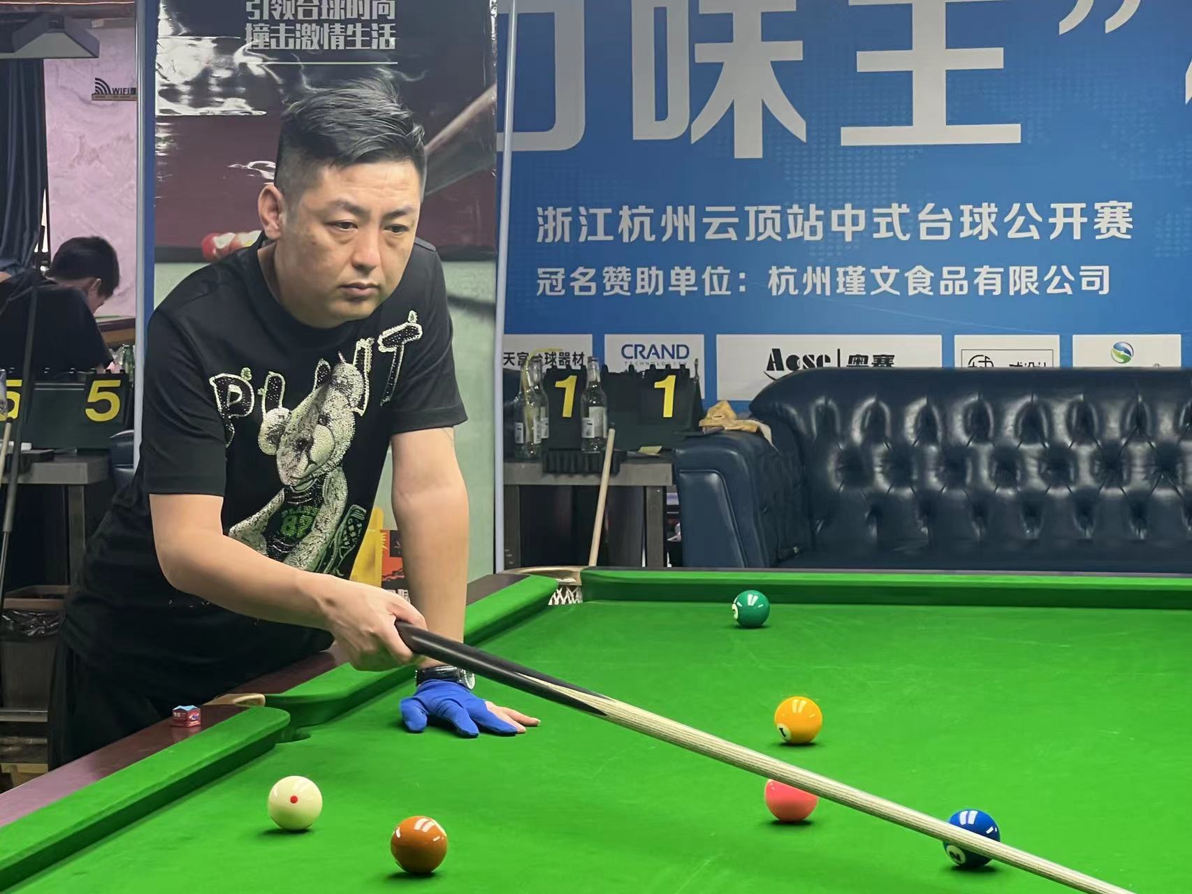 然更具针对
